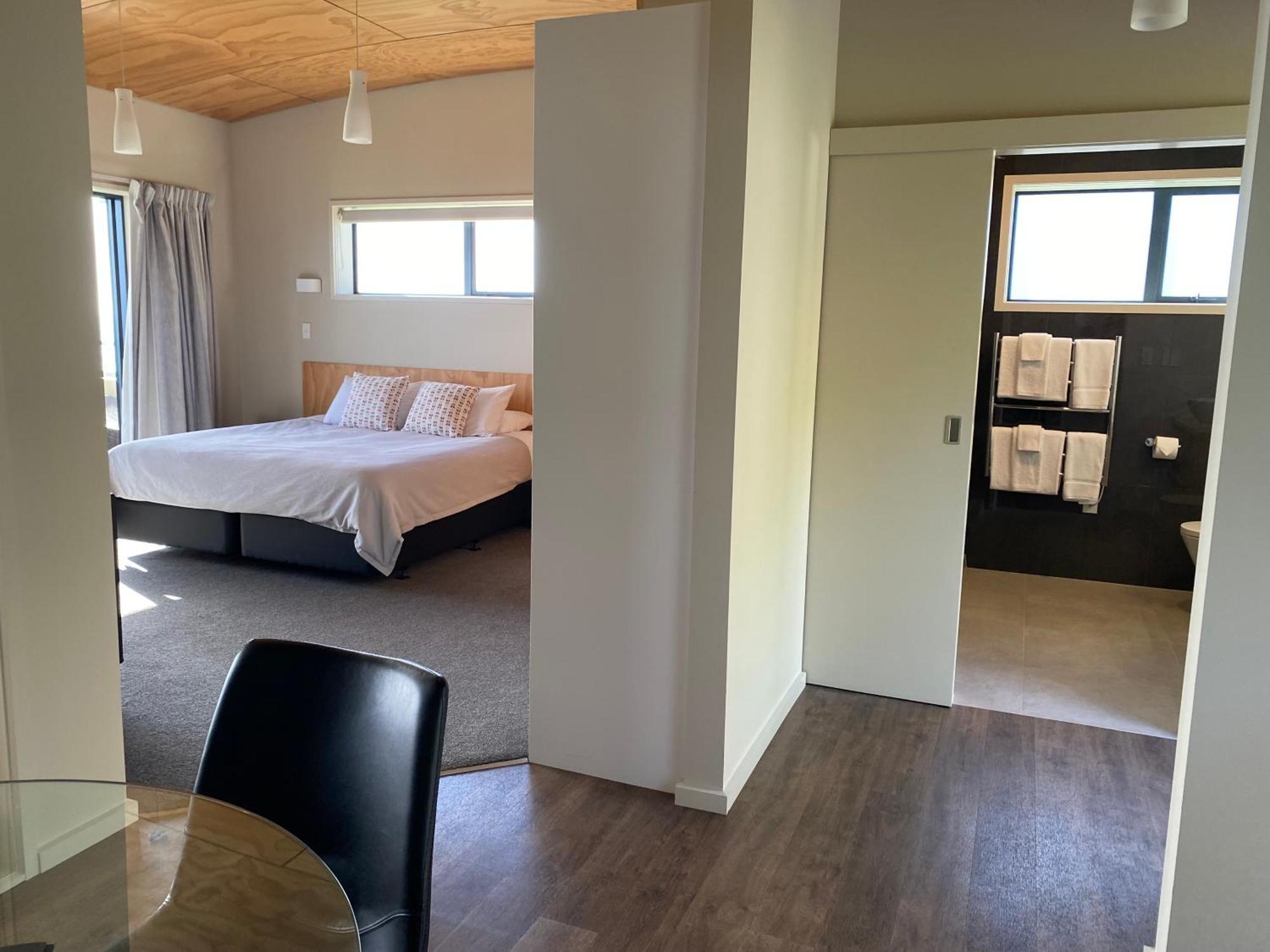 Chalets At Okurukuru 新普利茅斯 外观 照片