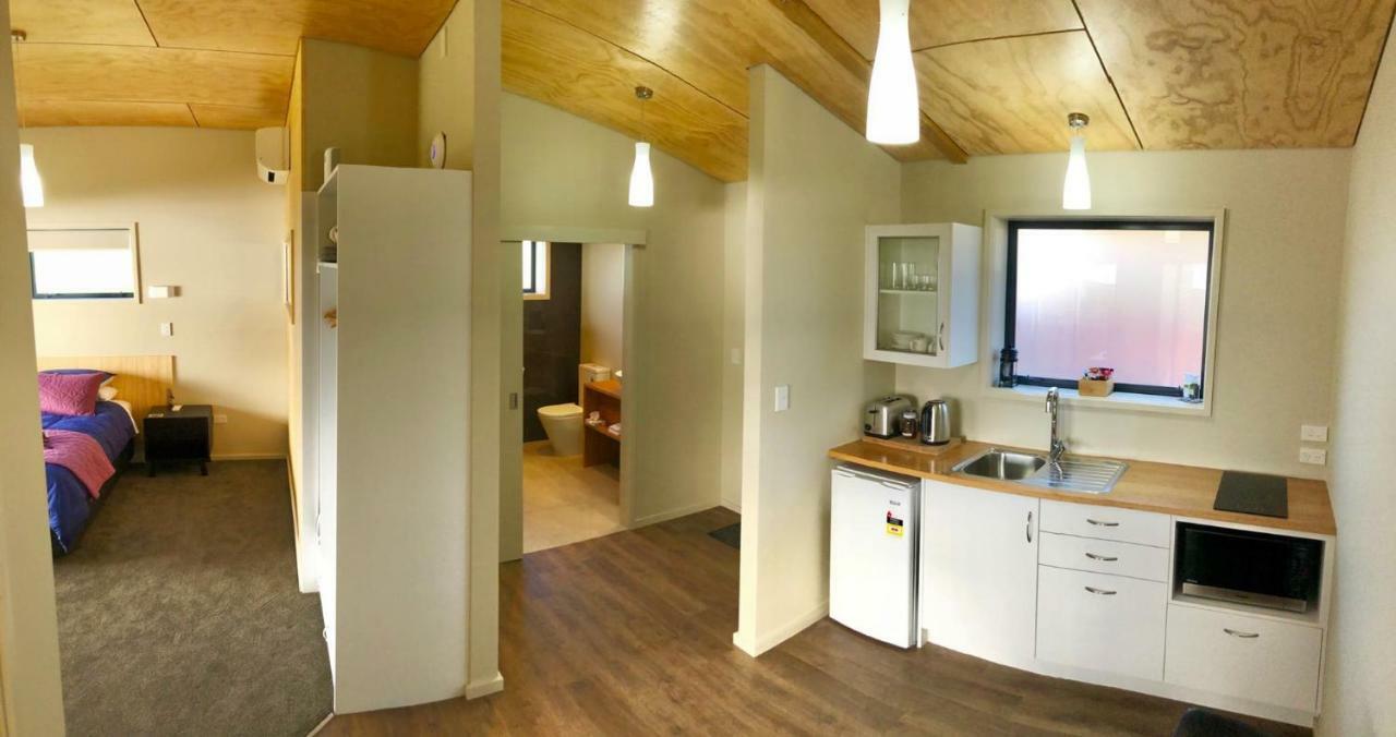 Chalets At Okurukuru 新普利茅斯 外观 照片